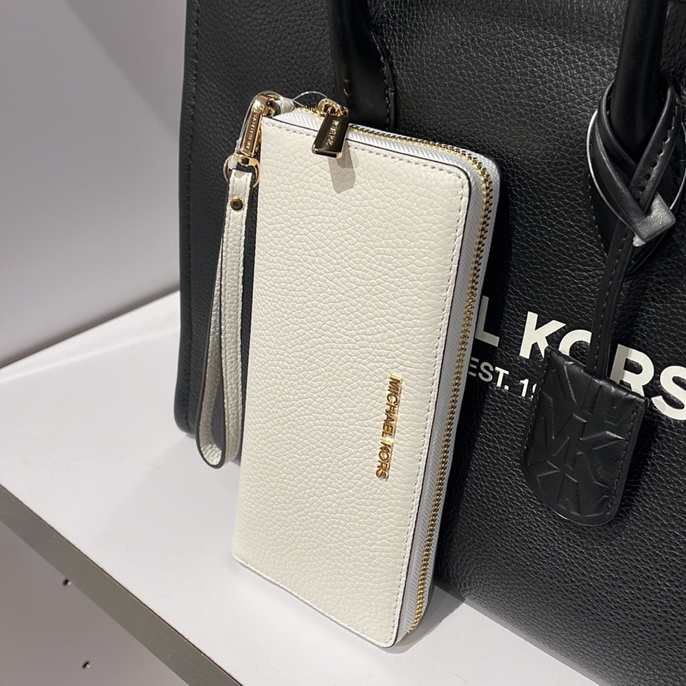 Brand New with Tag authentic Michael Kors Jet Set Travel large continental - Picture 9 of 16